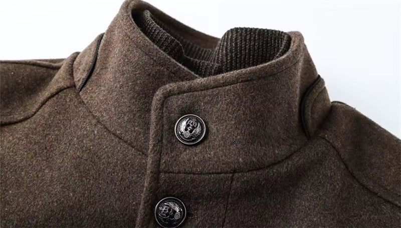 Manteau masculin– Élégance structurée